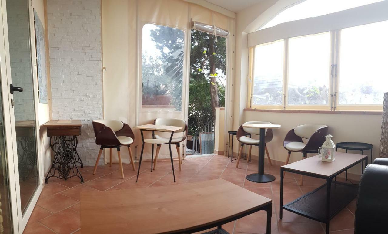 Bed and breakfast Casa Derosas 3*